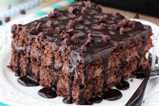 ČOKOLADNI MOUSSE KOLAČ: Ako tragate za savršenim čokoladnim kolačem…