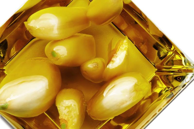 ULJE OD BIJELOG LUKA (ČEŠNJAKA): Napravite sami ovaj izrazito efikasan lijek