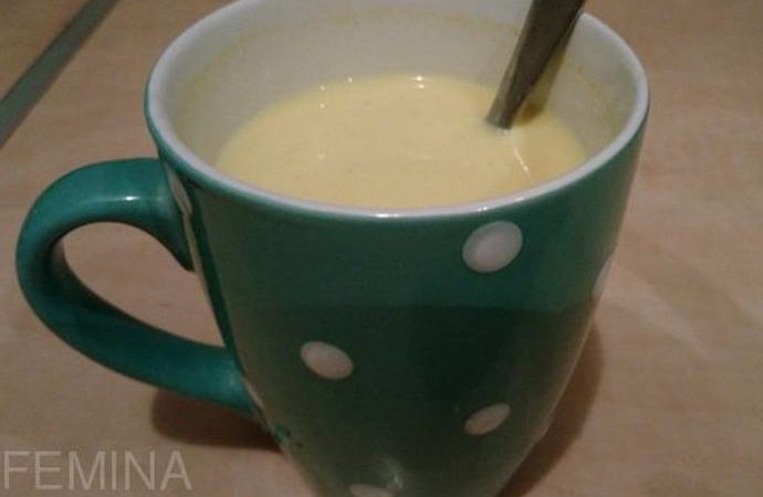 RIJEŠITE SE NAPORNOG SUHOG KAŠLJA uz pomoć napitka od mlijeka i kadulje